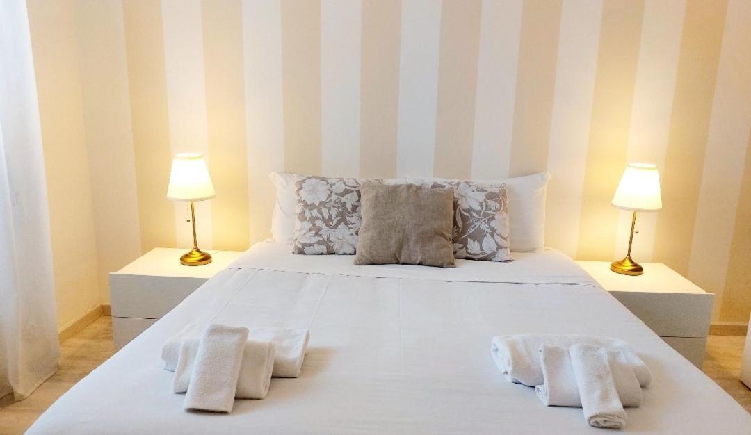 Bbhome Stylish Gold Apartment Near Trastevere Station Roma Esterno foto