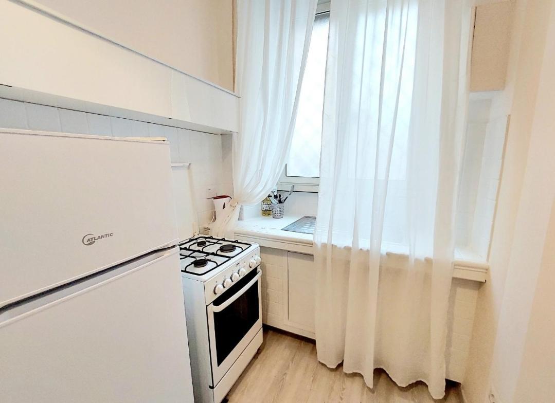 Bbhome Stylish Gold Apartment Near Trastevere Station Roma Esterno foto