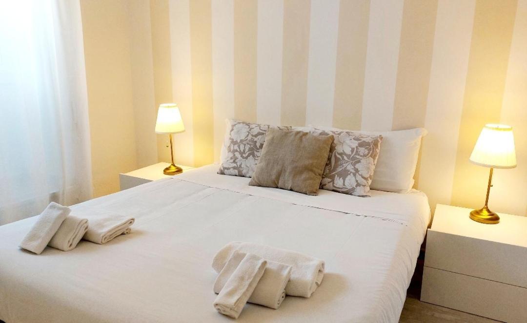 Bbhome Stylish Gold Apartment Near Trastevere Station Roma Esterno foto