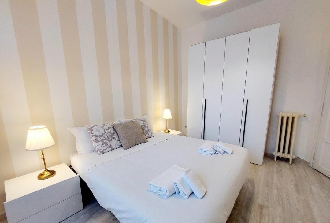 Bbhome Stylish Gold Apartment Near Trastevere Station Roma Esterno foto