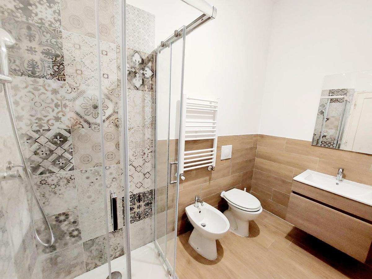 Bbhome Stylish Gold Apartment Near Trastevere Station Roma Esterno foto